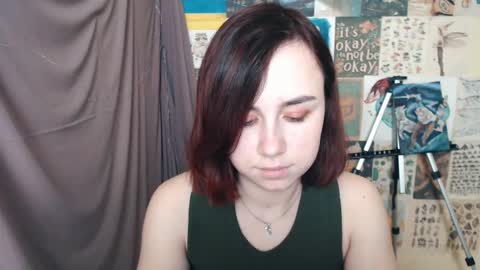 veryveryvery_shy online show from January 8, 9:32 am