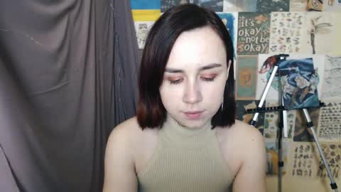 veryveryvery_shy online show from January 10, 6:42 am