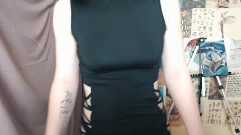 veryveryvery_shy online show from January 21, 9:57 am