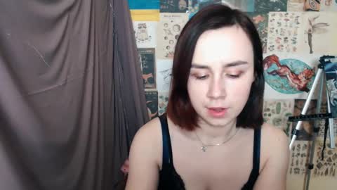 veryveryvery_shy online show from January 27, 6:41 am