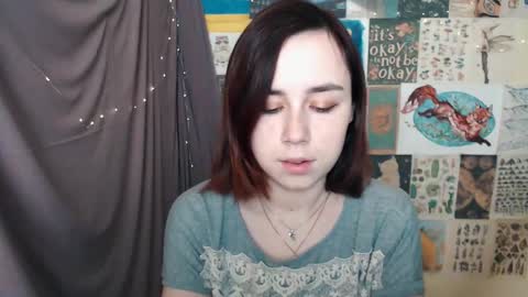 veryveryvery_shy online show from February 2, 6:15 am