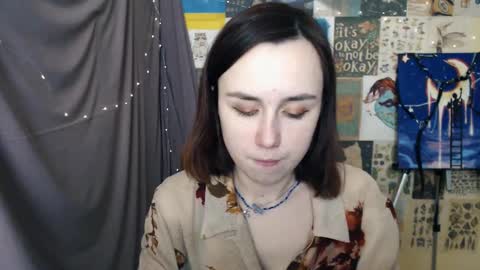 veryveryvery_shy online show from February 9, 4:40 pm