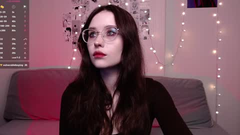 Iva  online show from December 19, 8:02 pm