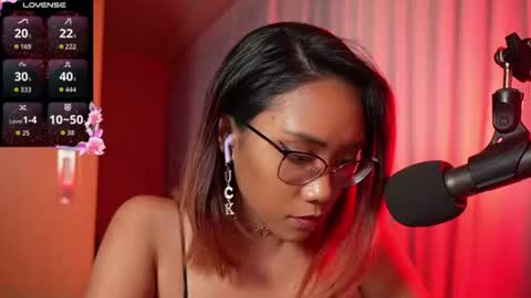 Vexa Nyx online show from June 10, 11:53 am