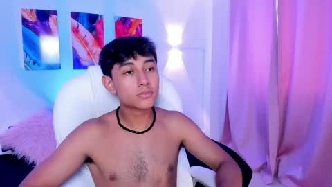 Vezx online show from May 15, 6:59 pm