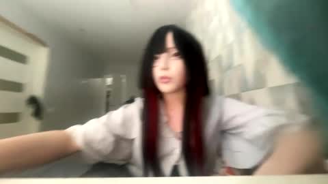 Snapshot of viablossom chatting on April 3, 11:41 am viablossom online show from April 3, 11:41 am