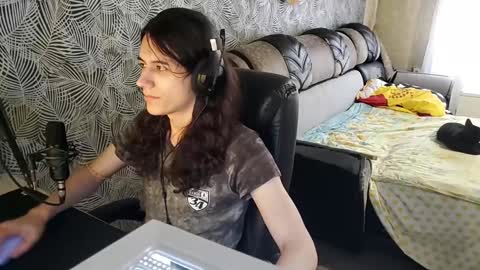 vialeras online show from January 5, 4:58 am