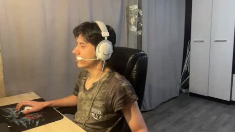 vialeras online show from November 19, 1:44 pm