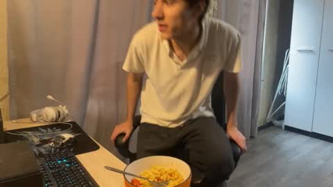 vialeras online show from November 25, 6:46 am