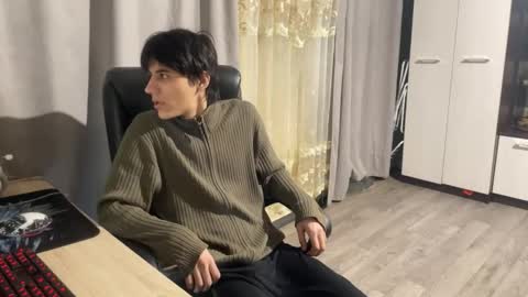 vialeras online show from December 18, 1:33 am