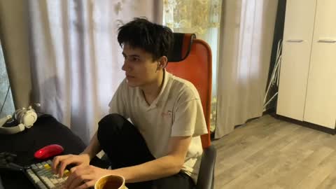 vialeras online show from April 8, 12:49 pm