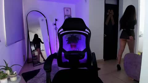 Snapshot of vianca_cruzz chatting on April 24, 1:24 pm Vianca Cruz online show from April 24, 1:24 pm