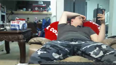 Snapshot of vicantis chatting on January 13, 1:22 am Matt online show from January 13, 1:22 am