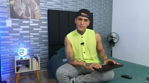 Victor cardenas online show from January 31, 8:54 pm