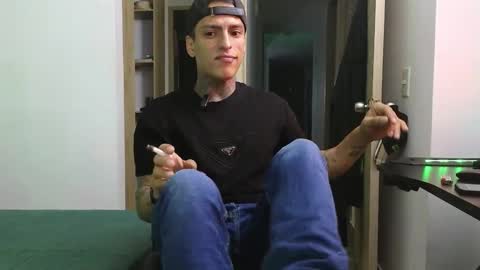 Victor cardenas online show from February 11, 1:10 am