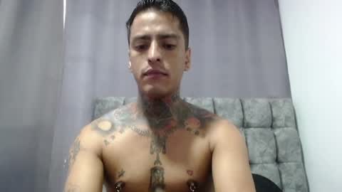 Snapshot of vicctorzc chatting on July 8, 6:23 pm Victor cardenas online show from July 8, 6:23 pm