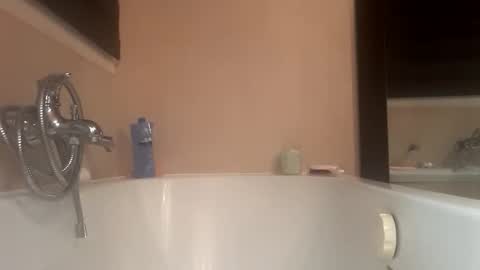 vices online show from October 29, 4:04 am