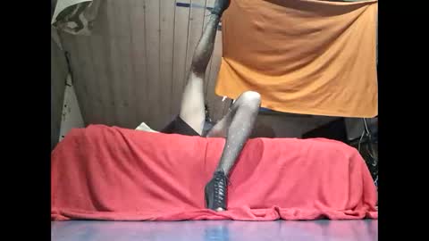 vices online show from March 4, 11:00 pm