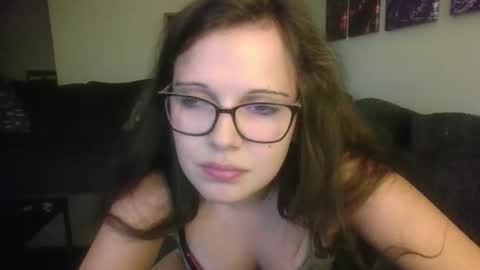 Snapshot of vichyde95 chatting on October 20, 10:54 pm vichyde95 online show from October 20, 10:54 pm