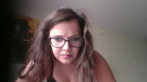 Snapshot of vichyde95 chatting on October 28, 5:37 pm vichyde95 online show from October 28, 5:37 pm