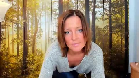 ViciousQueenu can call me Laura online show from February 25, 1:28 pm