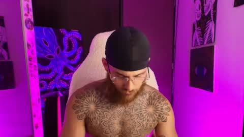 vickingcock7 online show from March 1, 2:57 am