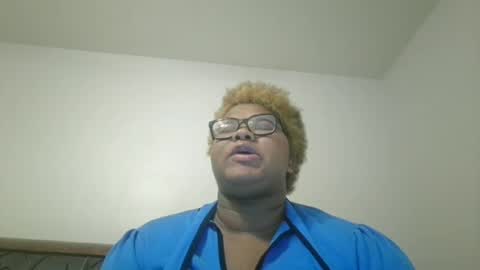 Snapshot of vickiryder56 chatting on November 7, 7:25 pm vickiryder56 online show from November 7, 7:25 pm