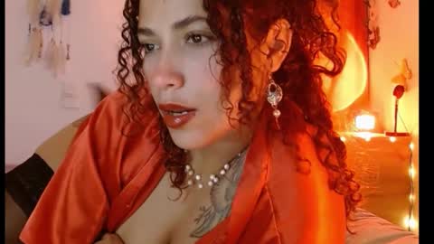 Snapshot of vicky_crazy chatting on December 20, 1:03 am Vicky  online show from December 20, 1:03 am