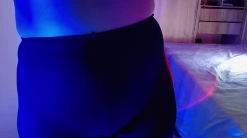 Snapshot of vicky_crazy chatting on December 27, 8:28 pm Vicky  online show from December 27, 8:28 pm
