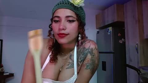Snapshot of vicky_crazy chatting on February 3, 2:58 am Vicky  online show from February 3, 2:58 am