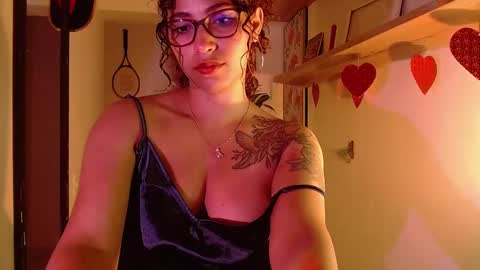 Snapshot of vicky_crazy chatting on March 8, 1:28 am Vicky  online show from March 8, 1:28 am