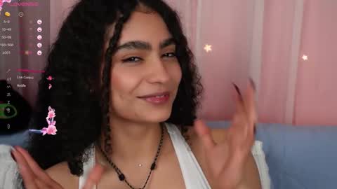 vicky_curly online show from September 18, 9:39 pm
