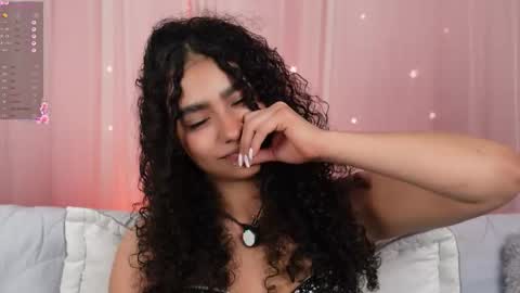 vicky_curly online show from November 9, 3:16 am