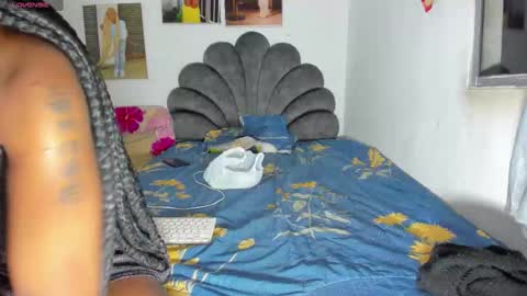 vicky manuela online show from February 11, 3:33 am