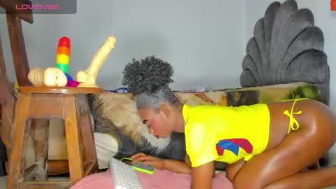 Snapshot of vicky_hotteei chatting on June 18, 5:30 am vicky manuela online show from June 18, 5:30 am