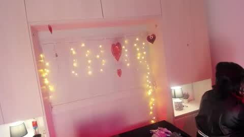 V I C K Y online show from February 20, 12:05 pm