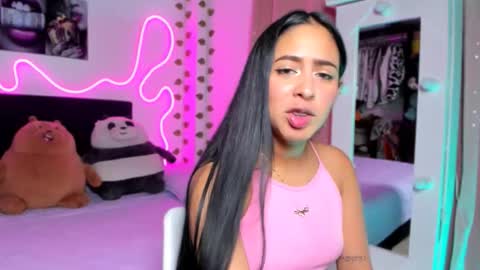 VICTORIA 3 online show from October 1, 11:00 pm