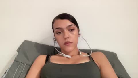 Goddess Victory  online show from January 14, 2:40 am