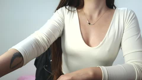 Victoria  online show from April 12, 4:50 am