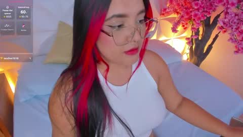 Victoria online show from October 2, 7:43 pm