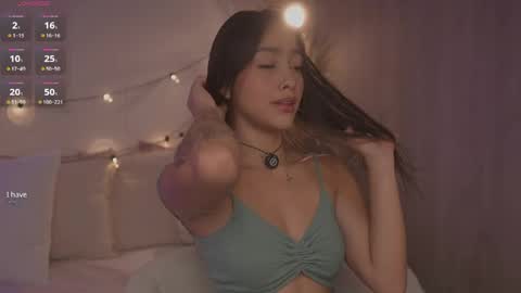 Snapshot of victoria__rossi chatting on May 26, 1:18 pm online show from May 26, 1:18 pm