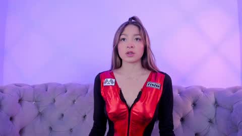 Snapshot of victoria_adams14 chatting on February 4, 12:22 pm Victoria for you online show from February 4, 12:22 pm