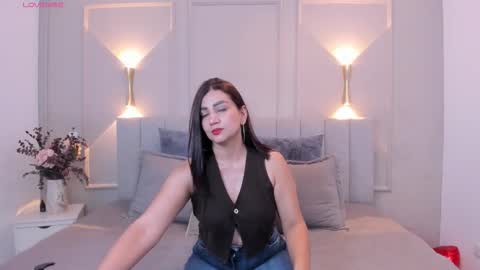 victoria  online show from February 17, 7:09 pm