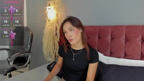 victoria online show from April 6, 7:37 pm