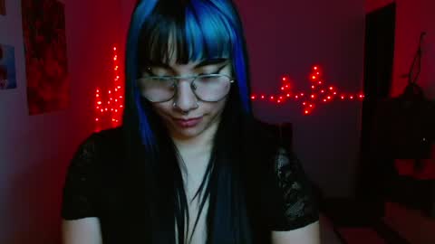 victoria online show from May 13, 6:11 am