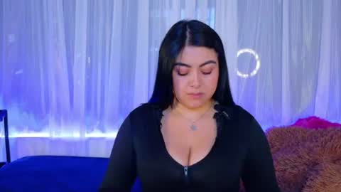Snapshot of victoria_jonhss chatting on June 11, 12:32 am Victoria online show from June 11, 12:32 am