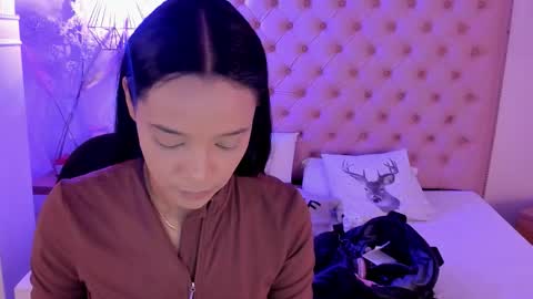 Snapshot of victoria_kitt chatting on September 17, 7:15 pm victoria_kitt online show from September 17, 7:15 pm
