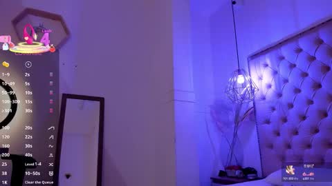 Snapshot of victoria_kitt chatting on September 23, 5:38 pm victoria_kitt online show from September 23, 5:38 pm