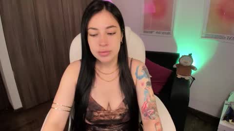 Victoria  online show from November 11, 2:44 am