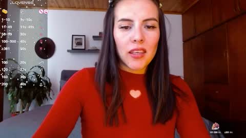 VICTORIA MARTELO online show from October 11, 4:49 pm